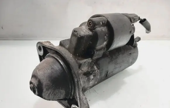 Toyota Avensis T250 Starter motor 281000g010 0001110132