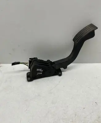 Volvo S40 Accelerator throttle pedal 4M519F836AJ 6PV00864162