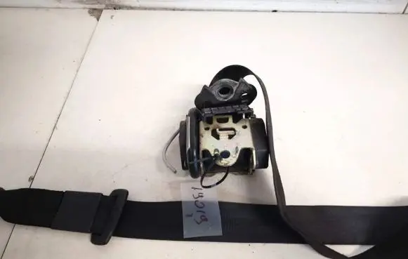 Audi A6 S6 C5 4B Front seatbelt 4b0857705a
