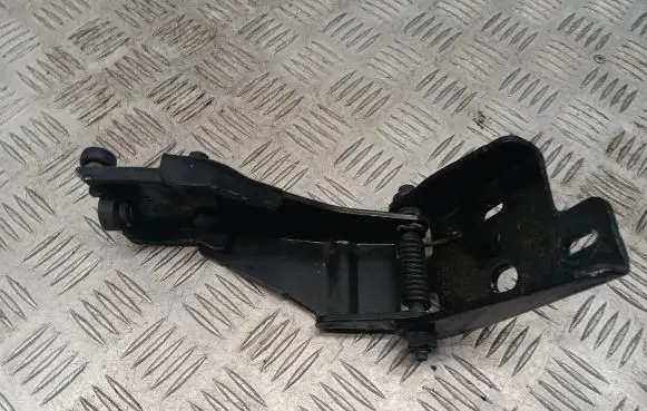 Chrysler Pacifica Sliding door upper roller guide/hinge 994AC 7M211V