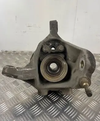 Lexus LS 430 Rear wheel hub spindle/knuckle 