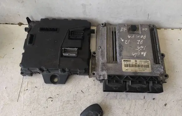 Opel Movano B Engine ECU kit and lock set 0281017977 237100899R 237101487R