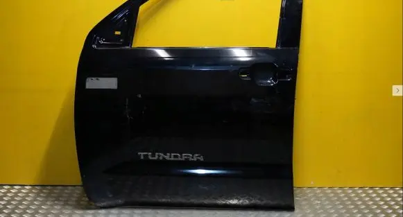 Toyota Tundra II Front door