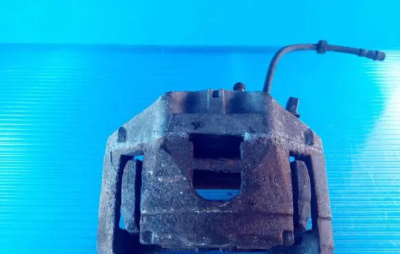 Audi A6 S6 C6 4F Front brake caliper 974