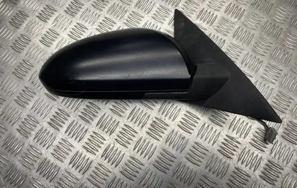 Nissan Almera N16 Front door electric wing mirror 96301AU421