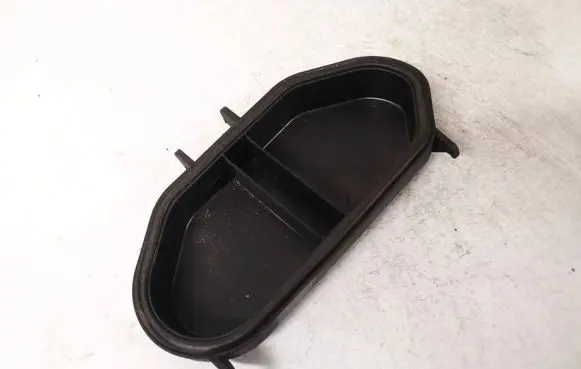 Volkswagen Sharan Headlight/headlamp dust cover 1305239199