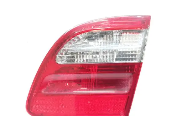 Mercedes-Benz E W211 Tailgate rear/tail lights A2118203064