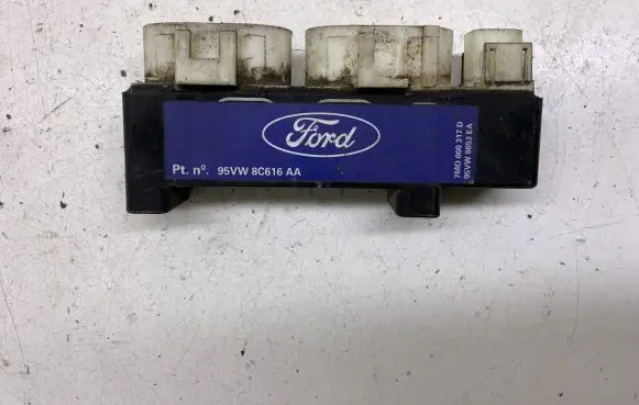 Ford Galaxy Coolant fan relay 7M0000317D 95VW8653EA