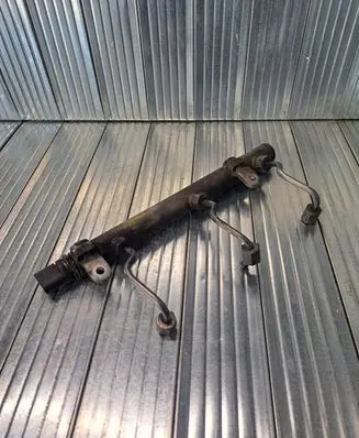 Mercedes-Benz R W251 Fuel main line pipe A6420702595