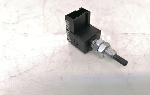 Clutch pedal sensor