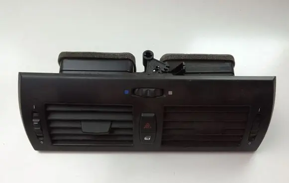 BMW X3 E83 Dash center air vent grill 3400074
