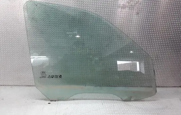Land Rover Freelander Front door window glass four-door