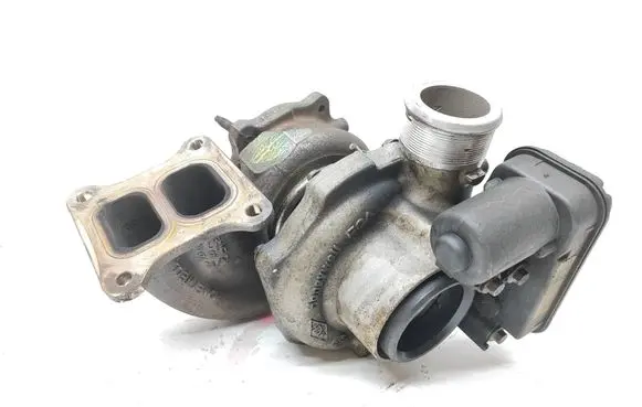 Alfa Romeo Stelvio Turbo UDM01181 8484603 0957B01181