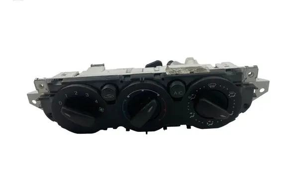Ford Focus Interior fan control switch 7M5T19980AA