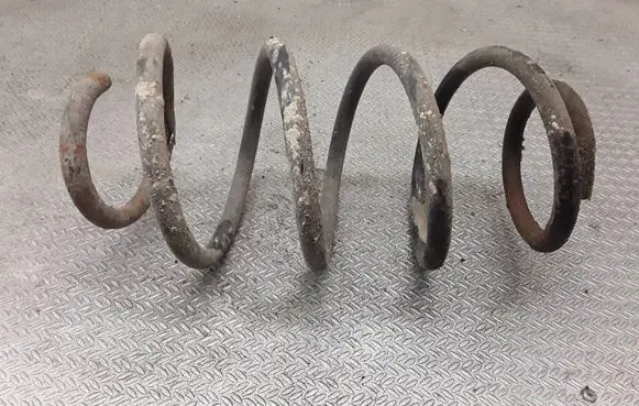 Volkswagen Touran I Front coil spring 