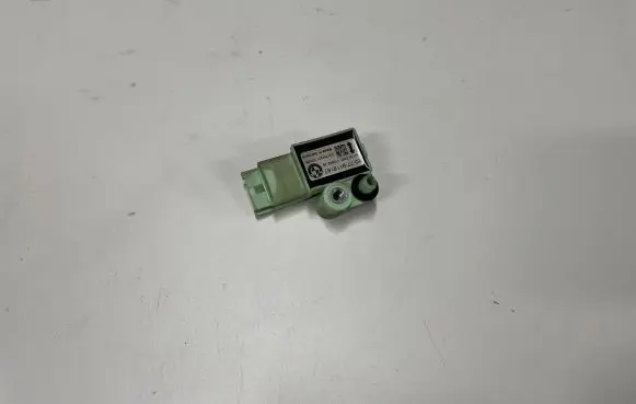 BMW X3 E83 Airbag deployment crash/impact sensor 9118167 65779118167