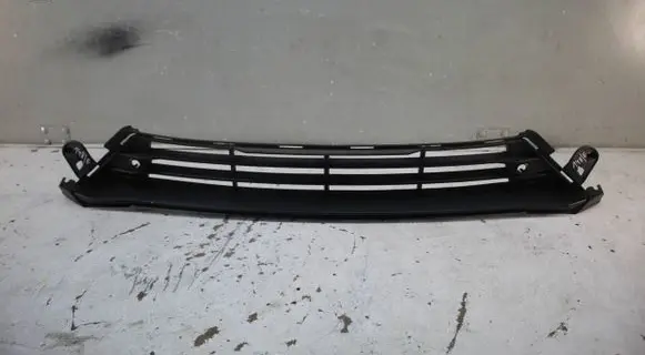Front bumper lower grill