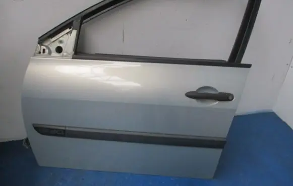 Renault Megane II Front door