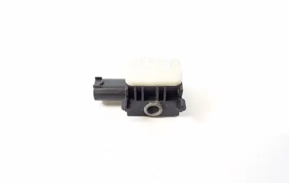 Mercedes-Benz S W221 Airbag deployment crash/impact sensor A0038202826