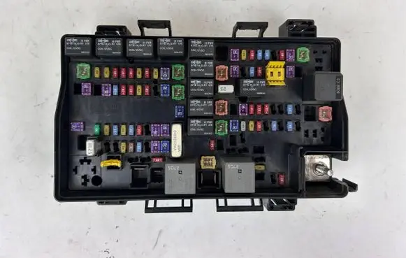 Dodge Durango III Fuse box set P68253444AB