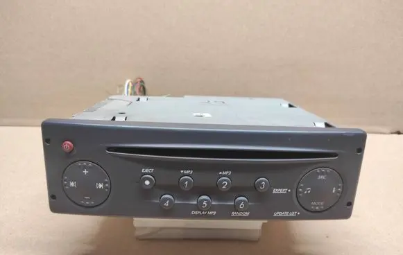 Renault Espace - Grand espace IV Radio/CD/DVD/GPS head unit 8200622638