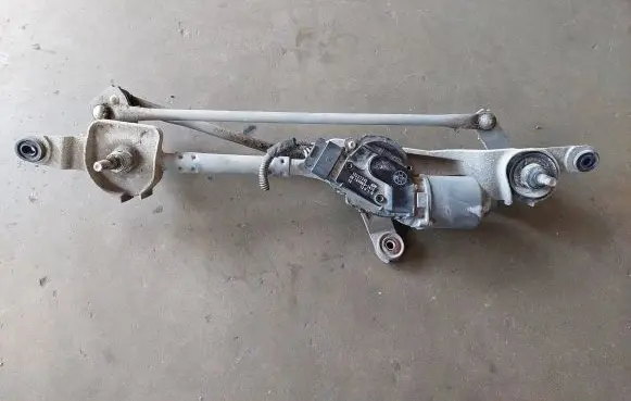 Opel Insignia A Front wiper linkage and motor 13227392 1590601415