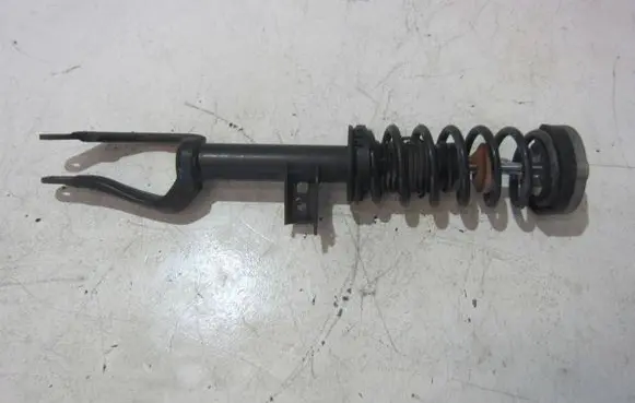 BMW 5 F10 F11 Front shock absorber/damper 6852874