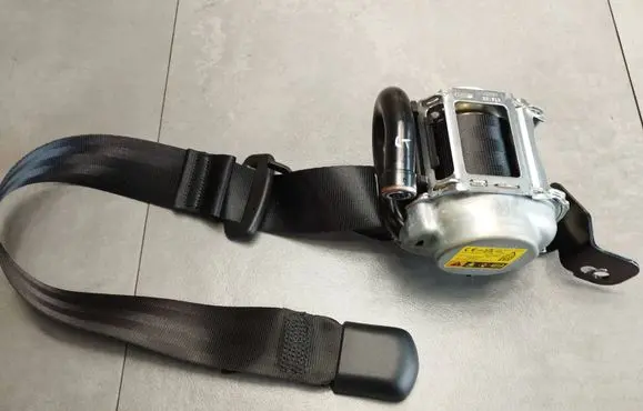 Volkswagen Amarok II Rear seatbelt MB3B26611E51BD3JA6