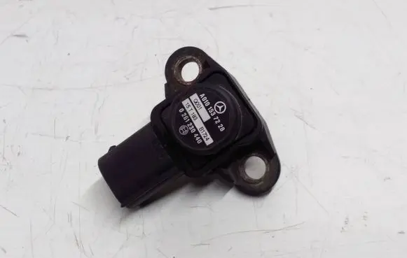 Mercedes-Benz C W205 Air pressure sensor A0101537228 0261230440
