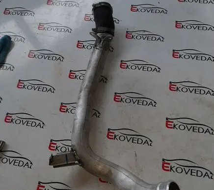 Volvo XC60 Intercooler hose/pipe