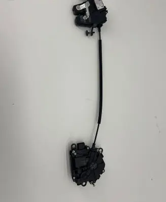 Land Rover Range Rover Sport L461 Rear door lock M8E2442A66AA