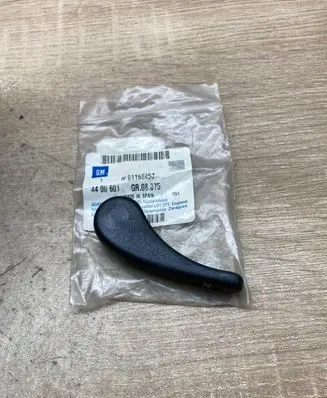 Opel Vivaro Engine bonnet (hood) release handle 91166457
