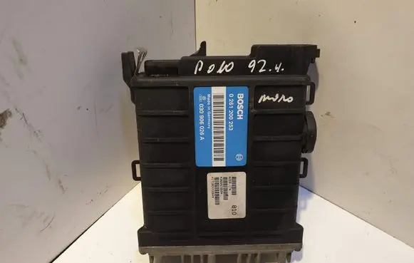 Volkswagen Polo II 86C 2F Engine control unit/module 0261200253 030906026A