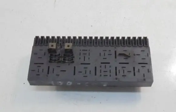 Audi 100 200 5000 C3 Fuse box set 443941822A