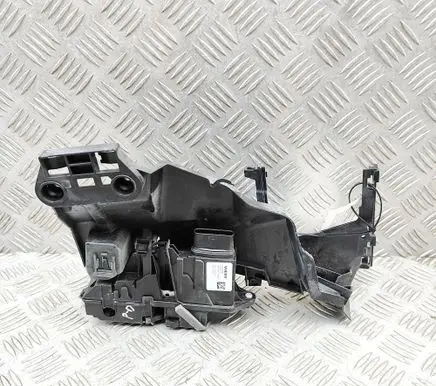Volvo XC60 Front door lock 31440998 31440009