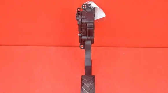 Skoda Roomster (5J) Accelerator throttle pedal 6Q1721503M