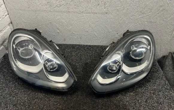 Porsche Cayenne (92A) Headlights/headlamps set 7P5941751F 7P5941752F