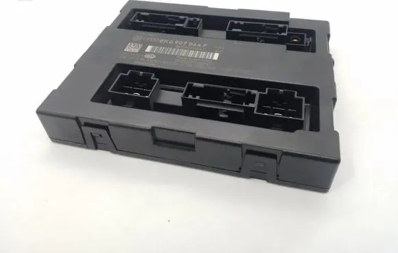 Audi A4 S4 B8 8K Comfort/convenience module 8K0907064F 5DK00991840