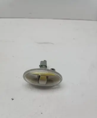 Peugeot 407 Front fender indicator light 9680057480