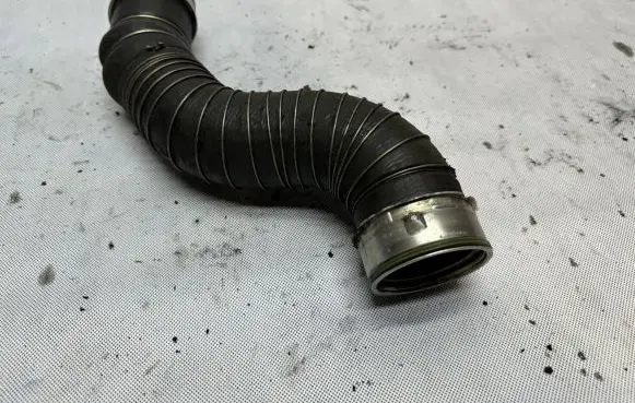 BMW X3 E83 Intercooler hose/pipe 3427761