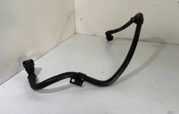 Breather/breather pipe/hose