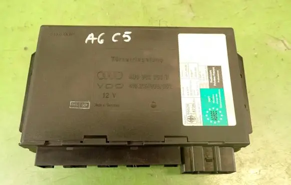 Audi A6 S6 C5 4B Comfort/convenience module 4B0962258B