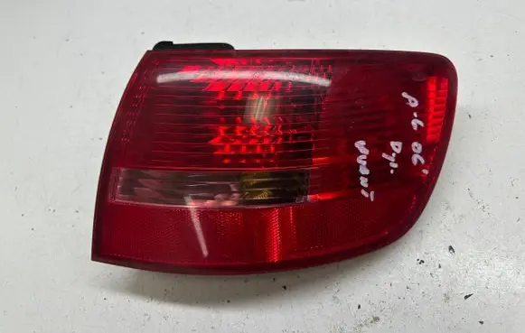 Audi A6 S6 C6 4F Rear/tail lights 89036915 89037058 89036920