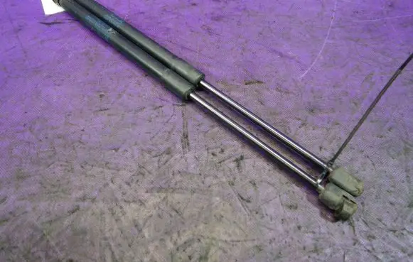 Fiat Sedici Tailgate strut 