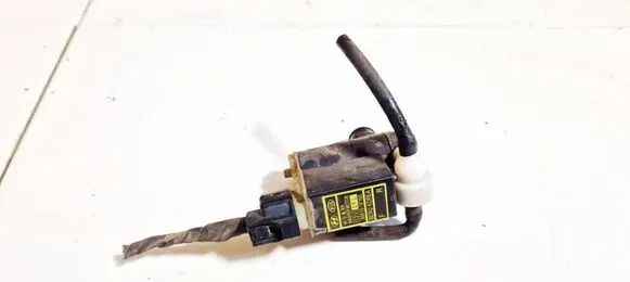 KIA Ceed Windscreen/windshield washer pump 985101f100 98510-1f100