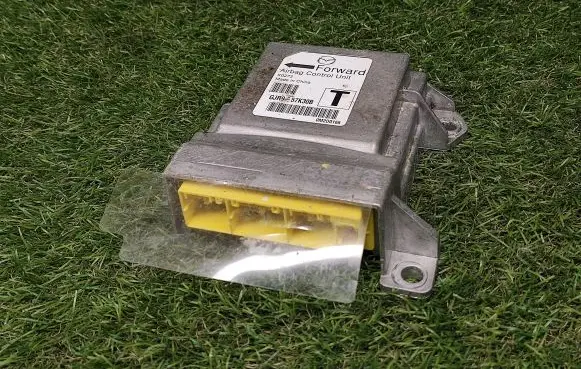 Mazda 6 Airbag control unit/module GJR957K30B