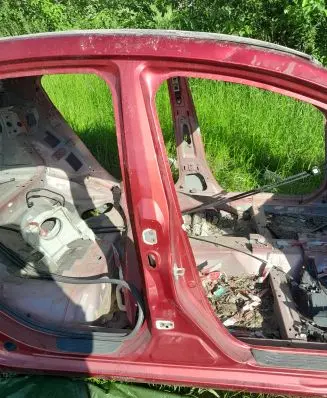 Mazda 6 Pillar (middle) 