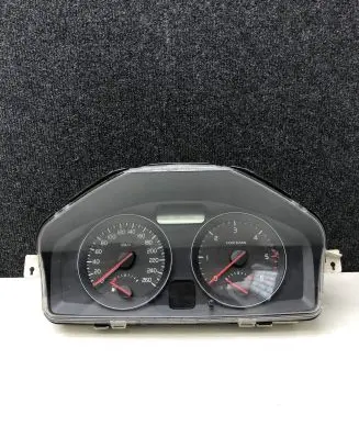 Volvo S40 Speedometer (instrument cluster) 31296228
