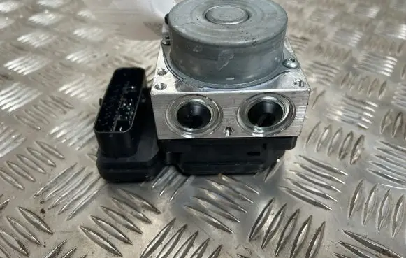 Toyota Corolla E210 E21 ABS Pump 4451012600 8954112E30