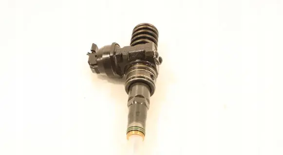 Volkswagen Jetta V Fuel injector 0414720215